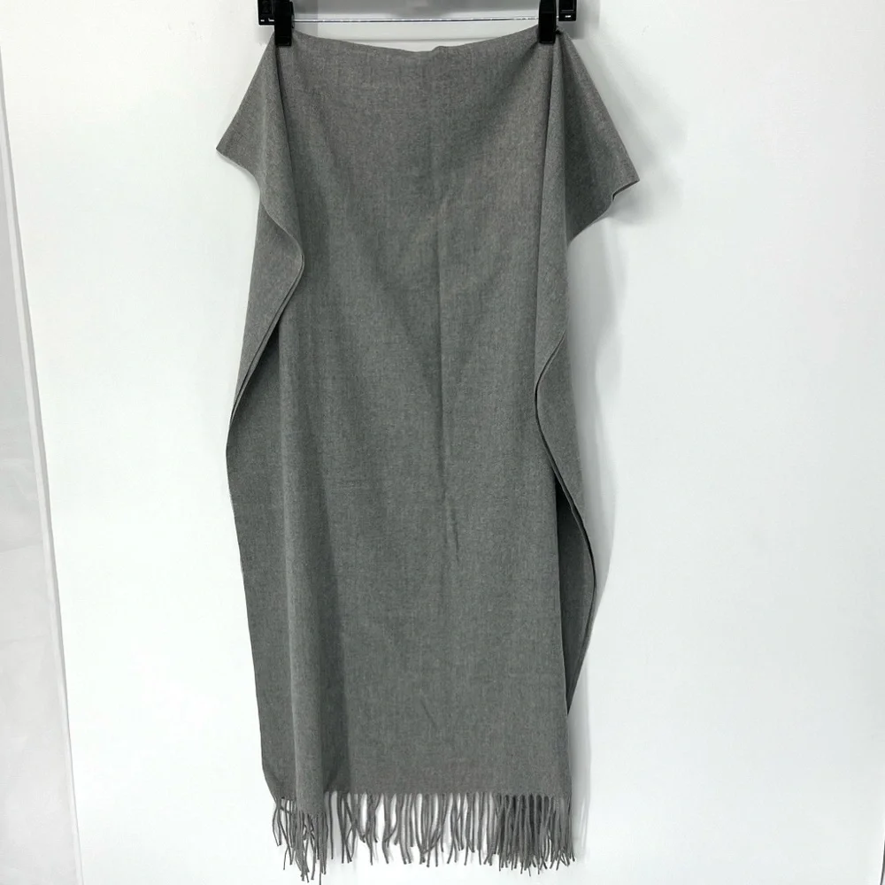 Halara lightweight soft scarf with fringe gray